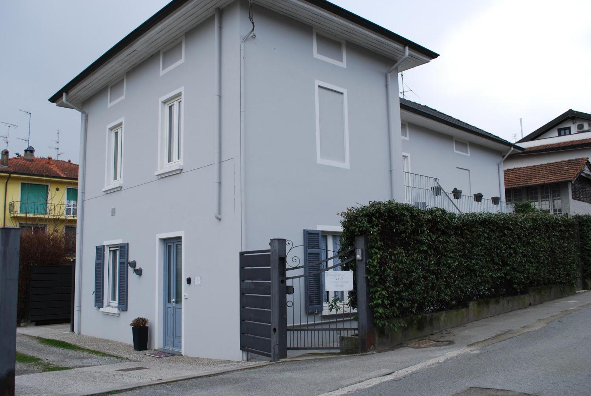 Le Stanze Di Alicam Arona Exterior foto